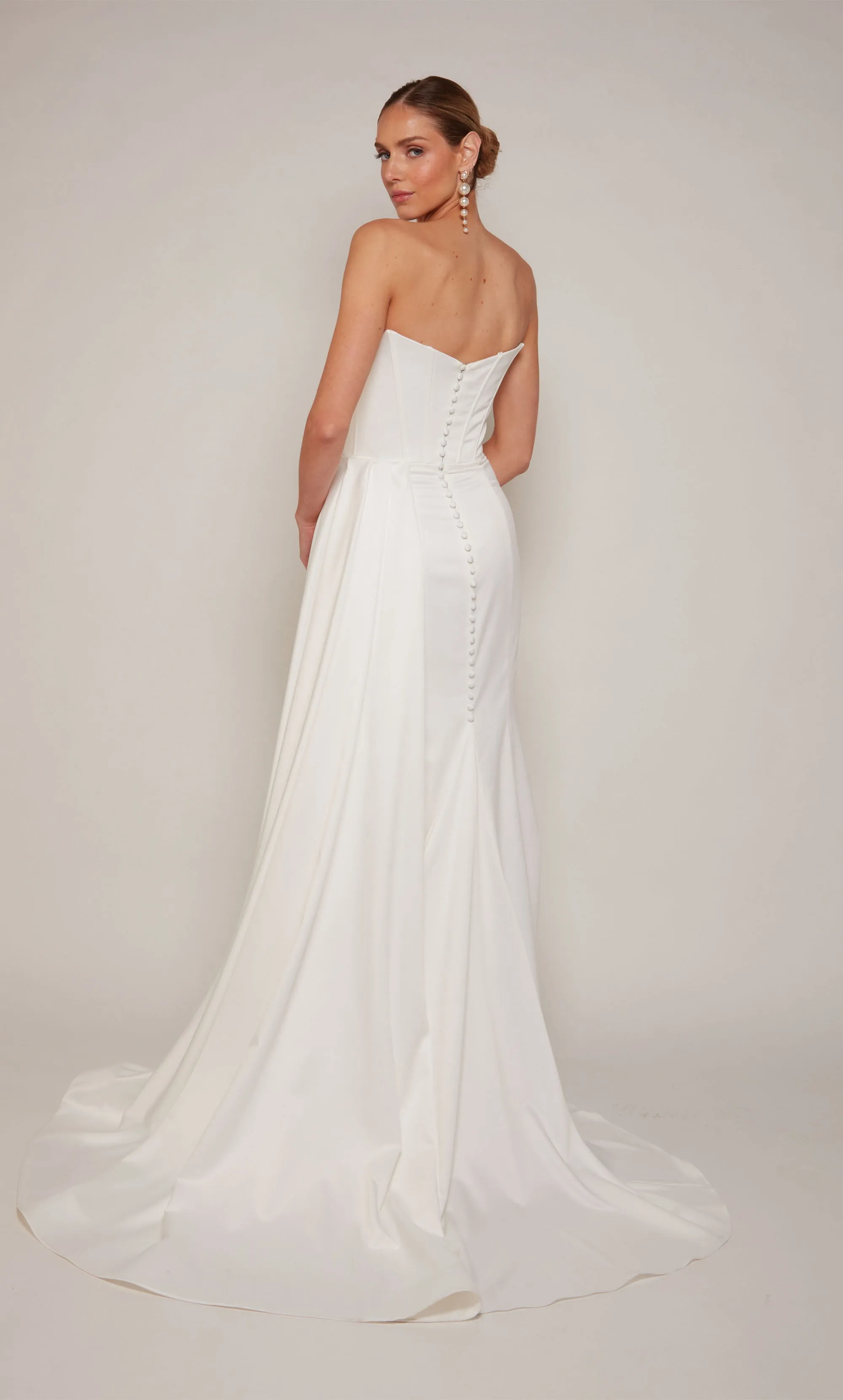ALYCE Paris 7093 Bridal Cat-eye Slit Mermaid Dress