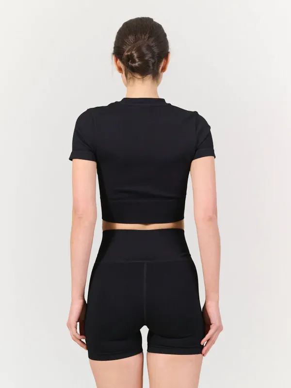 Lune - LUNA SCULPT RIB SHORTSLEEVE - Black