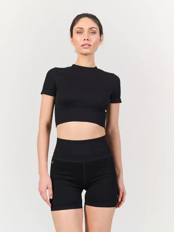 Lune - LUNA SCULPT RIB SHORTSLEEVE - Black